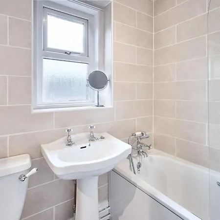 Host & - The Beeches Hayton (Cumbria)